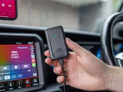 QUADLOCK KABLOSUZ CARPLAY ADAPTORU